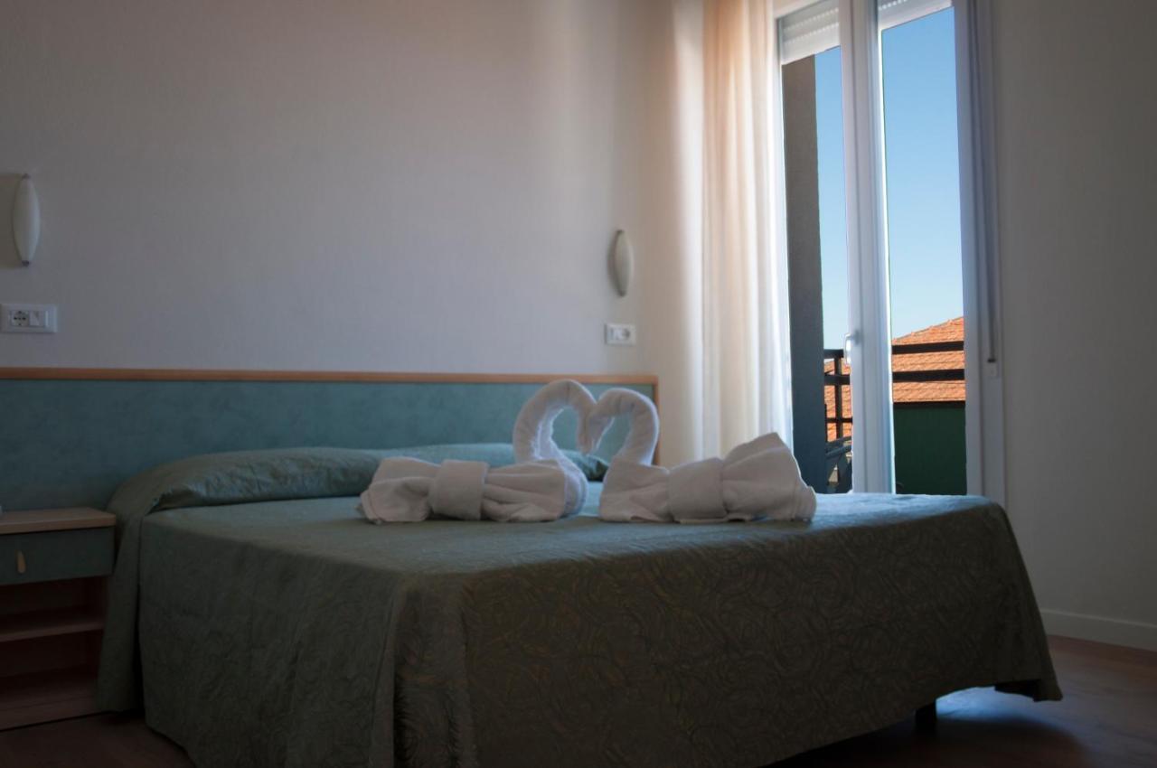 Hotel Ondina E Milazzo Cervia Luaran gambar