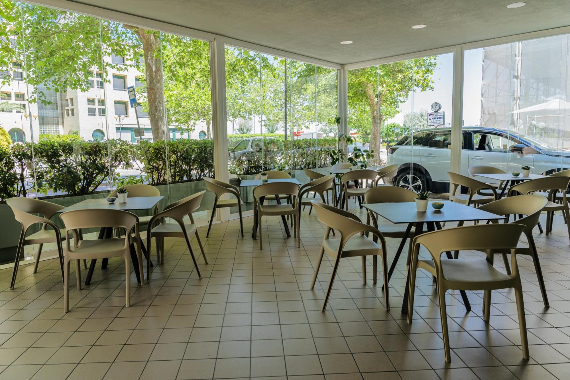 Hotel Ondina E Milazzo Cervia Luaran gambar