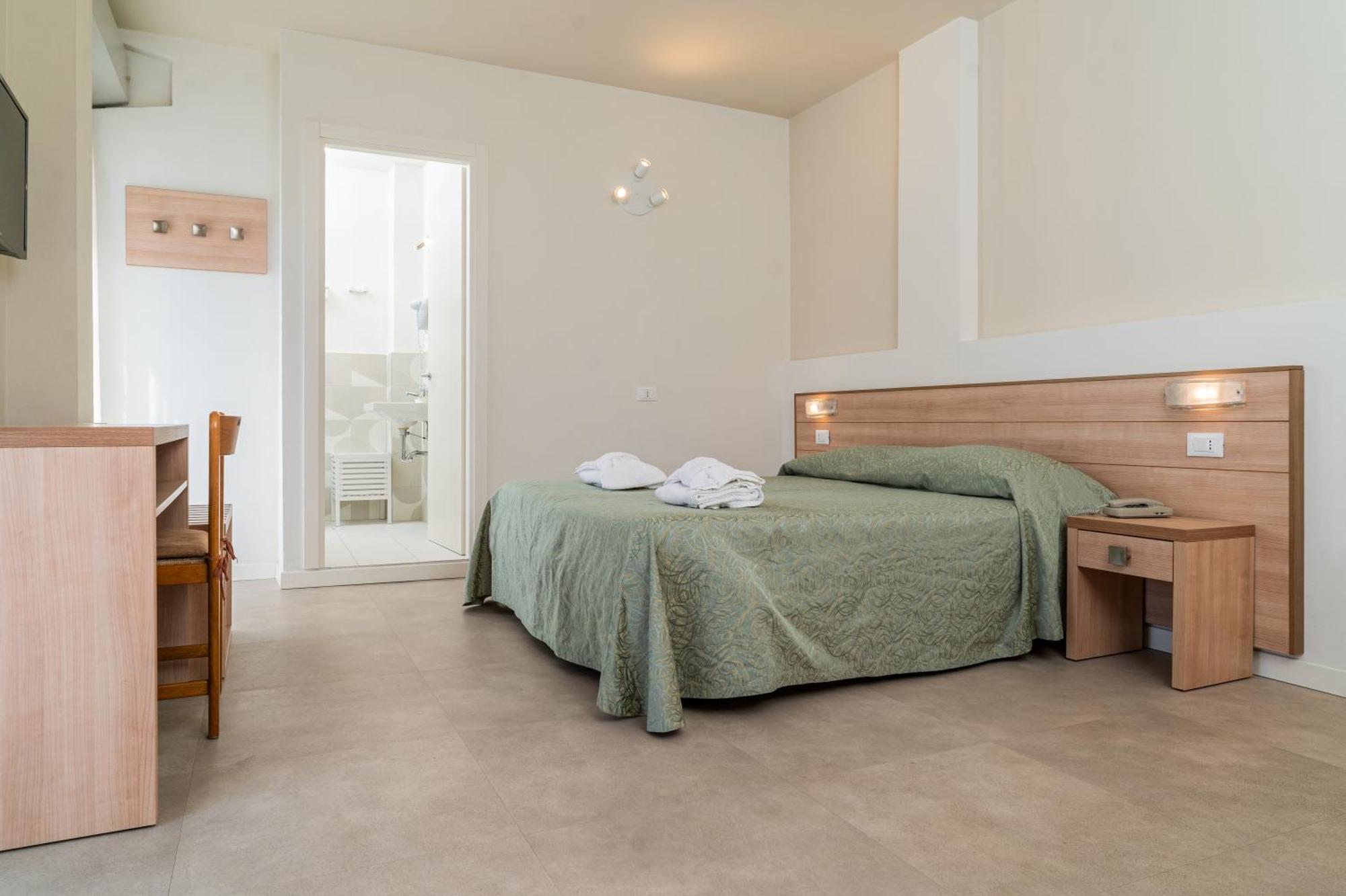 Hotel Ondina E Milazzo Cervia Luaran gambar